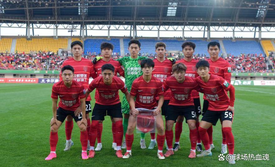 争冠之战,申花蓉城天王山之战,斯卢茨基的豪赌能否兑现?