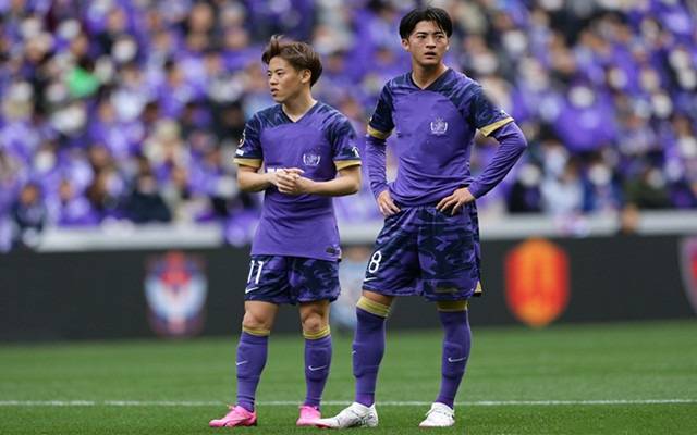 日联杯半决赛!横滨FCvs广岛三箭,谁能占据晋级先机?