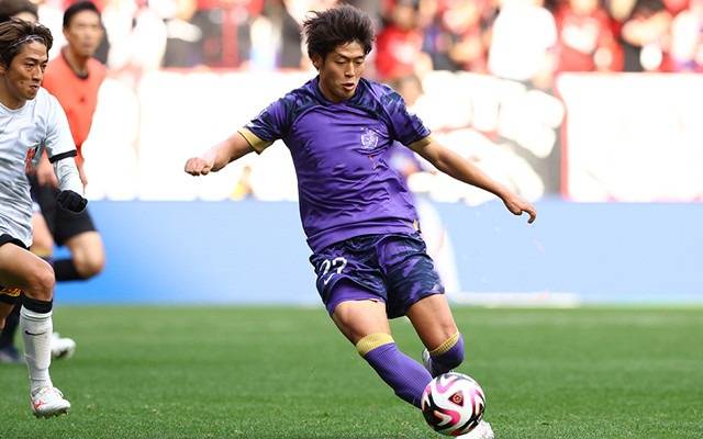 日联杯半决赛!横滨FCvs广岛三箭,谁能占据晋级先机?