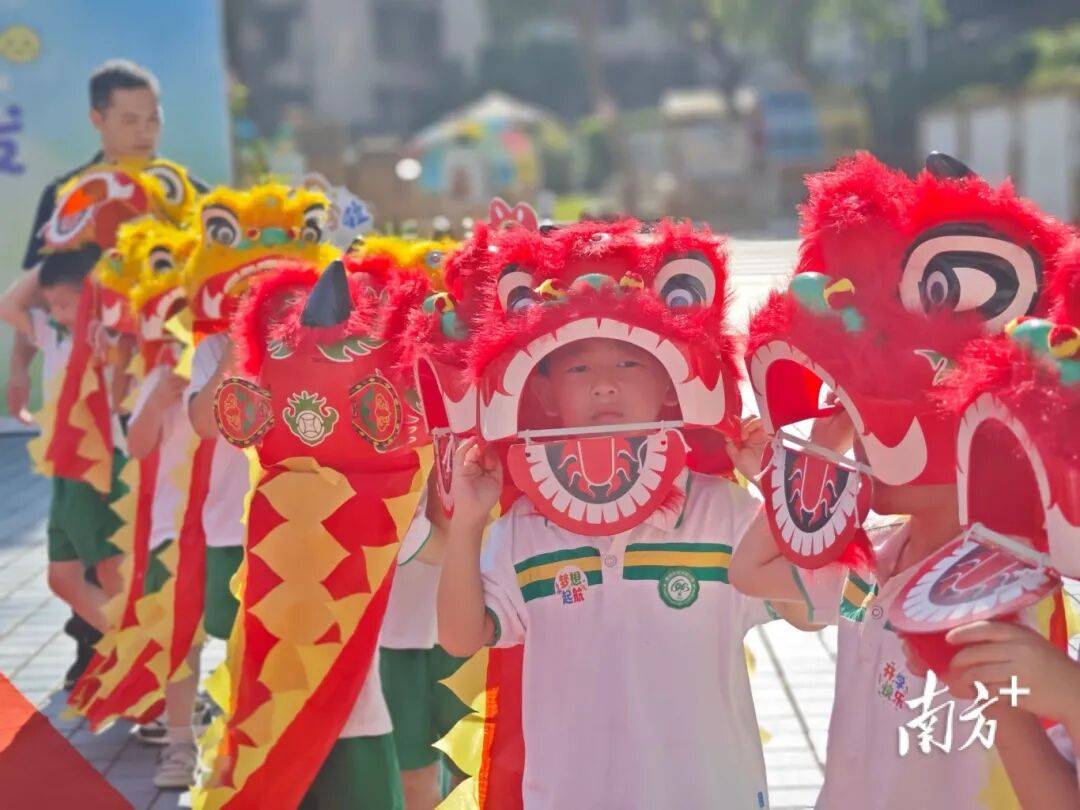 多图直击！惠州开学“名场面”→