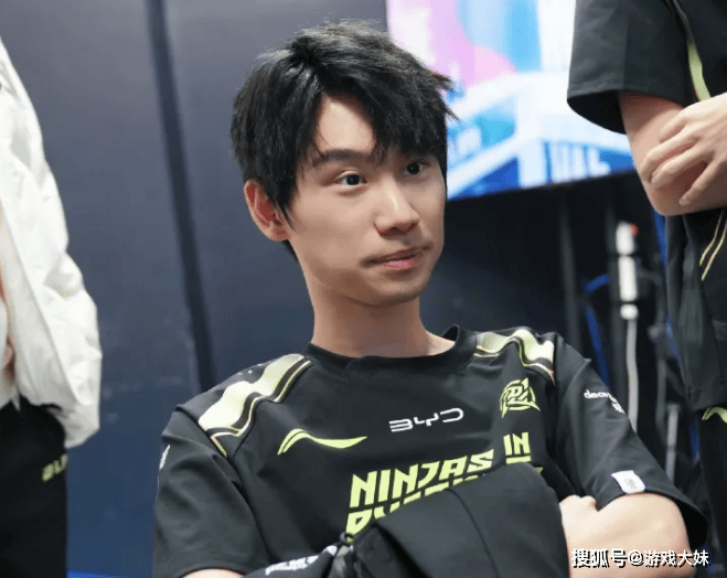 doinb彻底转行了，韩媒宣布他将参加dota2比赛，确定离开LOL圈子